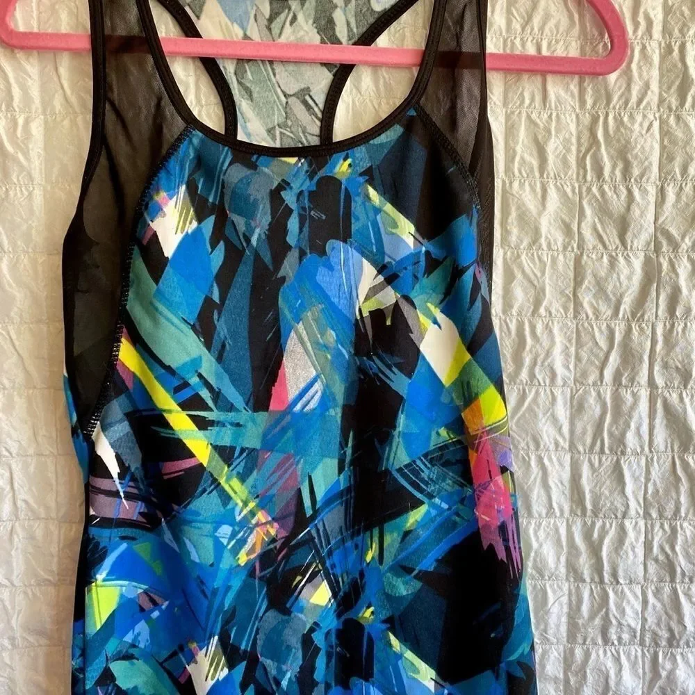 Color Splash Athletic Tracksuit – Tank & Shorts